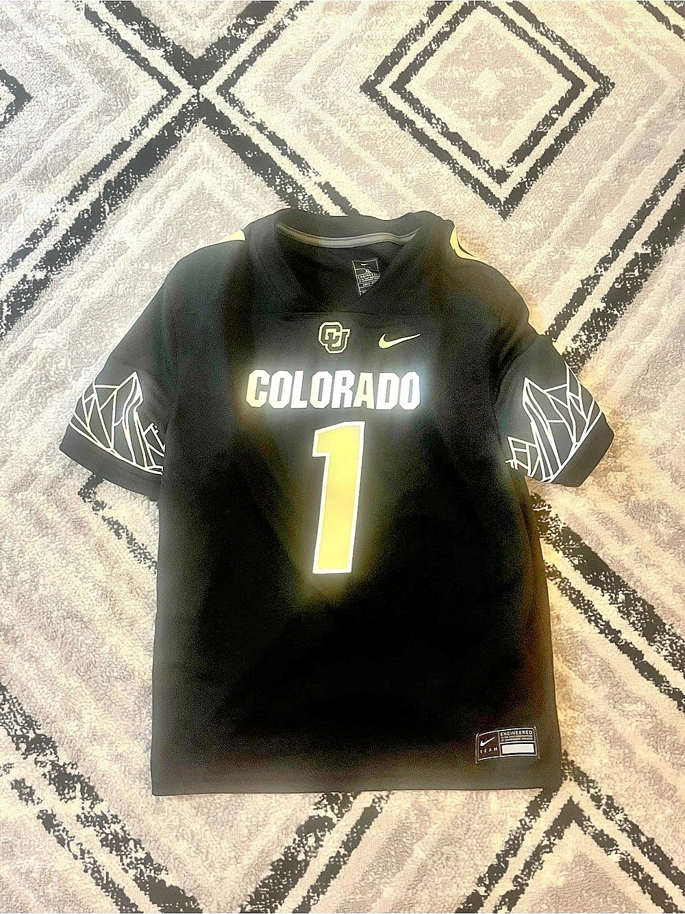 Nike Colorado #1 Boys XL Black & Yellow Jersey Like New